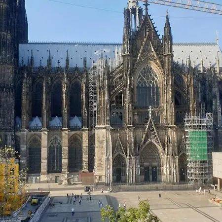 Hardrock Motown Dom Cologne